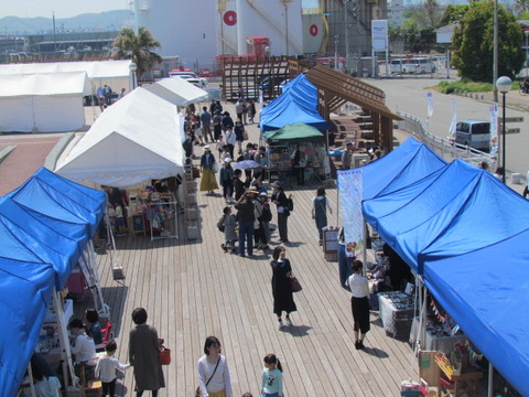 小松岛市 港口市场